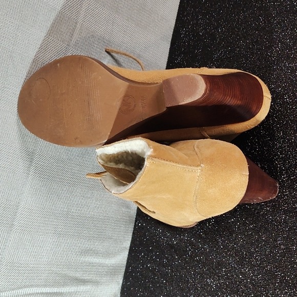 Michael Kors Ankle Boots - Picture 5 of 6